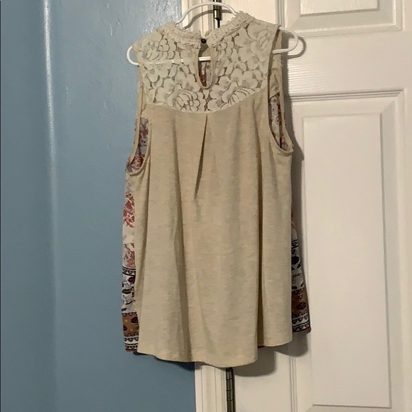 Flower blush pattern - Picture 2 of 2